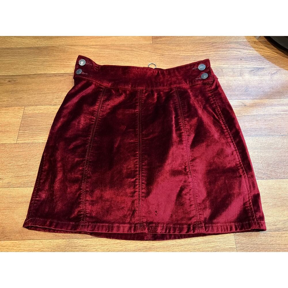 Free People Women's Red Retro Velvet Mini Skirt - Size 26